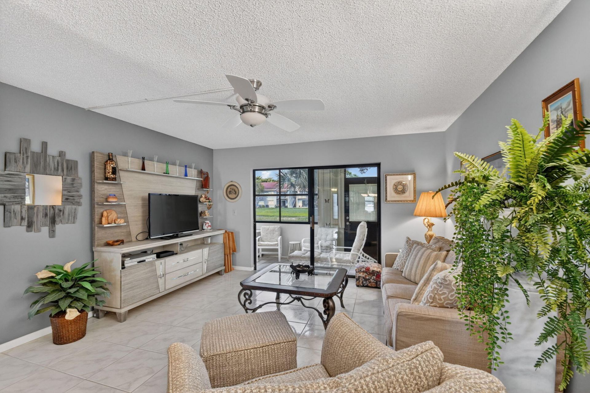 145 Lake Nancy Lane, Unit 128, West Palm Beach, FL 33411 Photo