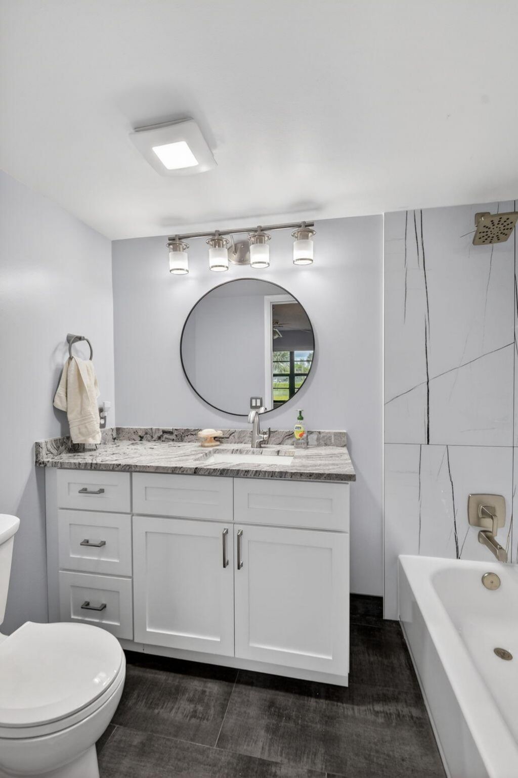 145 Lake Nancy Lane, Unit 128, West Palm Beach, FL 33411 Photo