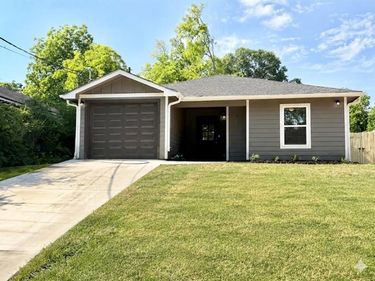 506 Jeanette Avenue, Gladewater, TX 75647