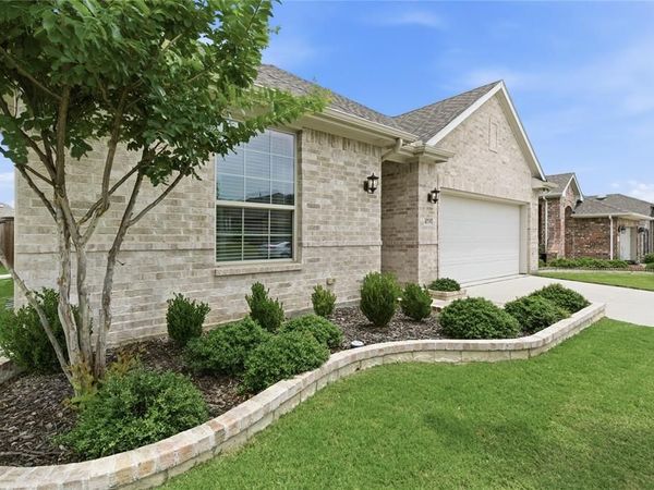 4735 Bluffview Drive , Haltom City, TX 76137