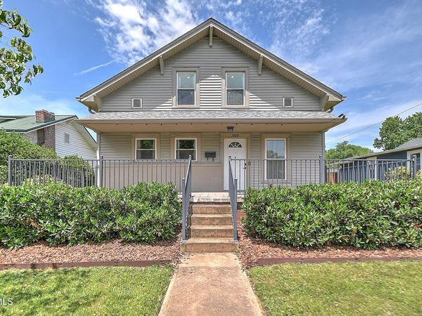 909 East Holston Avenue, Johnson City, TN 37601