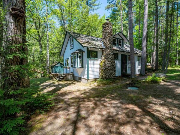 35 Oak Avenue, Effingham, NH 03882