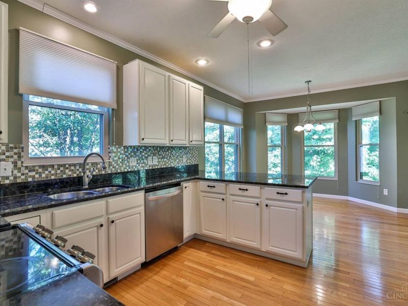 6466 Winding Oaks Drive, Liberty Township, OH 45044 Photo 11