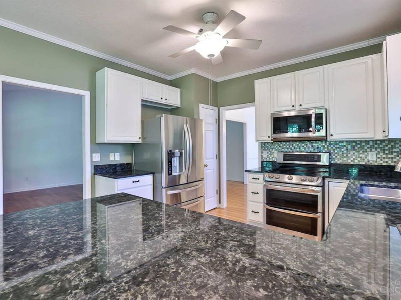 6466 Winding Oaks Drive, Liberty Township, OH 45044 Photo 12