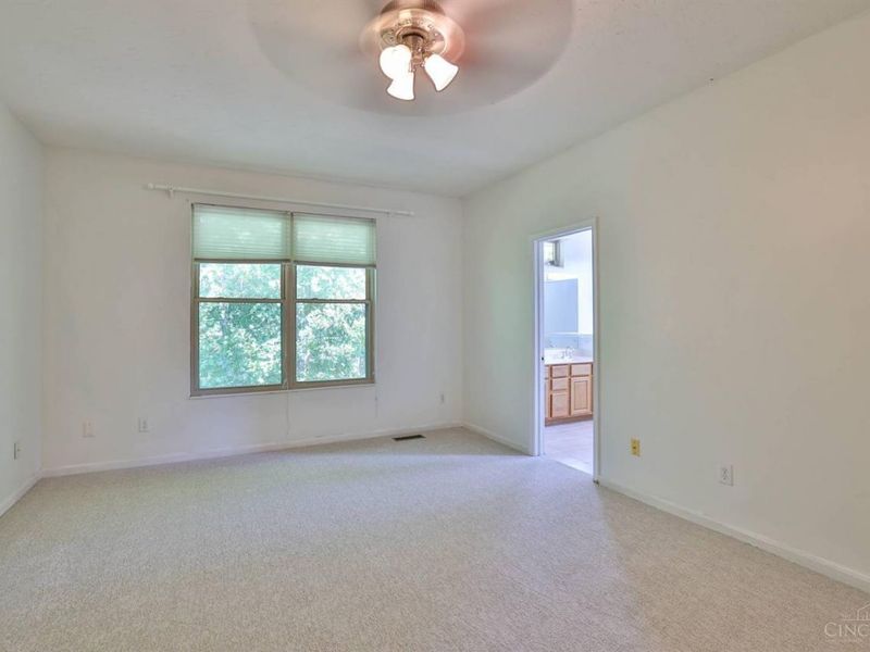 6466 Winding Oaks Drive, Liberty Township, OH 45044 Photo 17