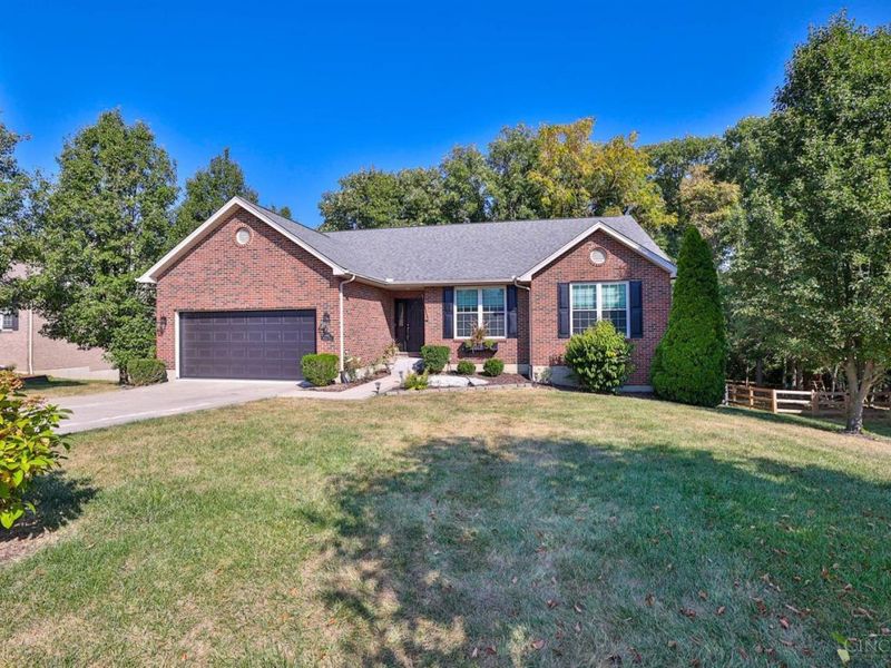 6466 Winding Oaks Drive, Liberty Township, OH 45044 Photo 2