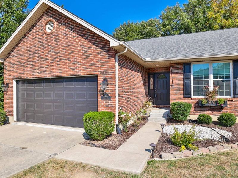 6466 Winding Oaks Drive, Liberty Township, OH 45044 Photo 3
