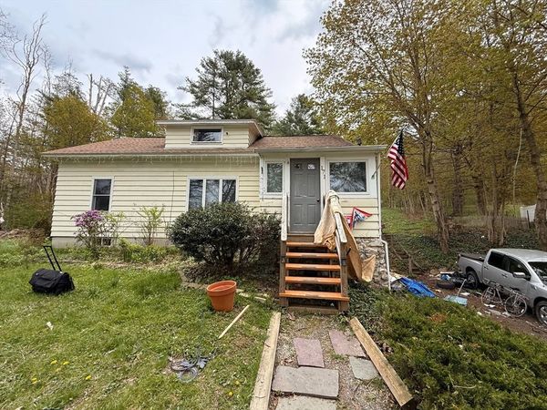 171 S Main St, Lanesborough, MA 01237