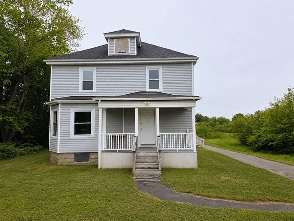 294 Plymouth St, Bridgewater, MA 02324