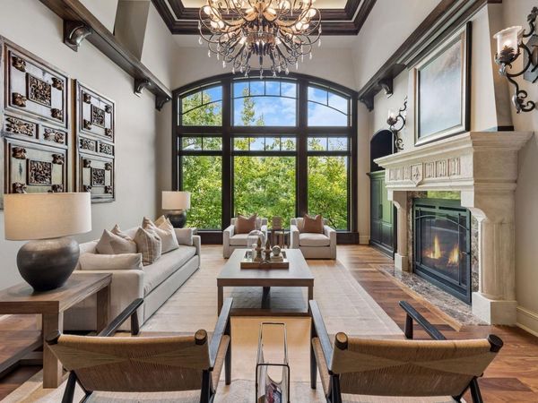 18083 Bearpath Trail, Eden Prairie, MN 55347