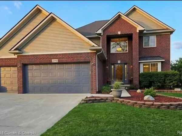 23756 Waterview Dr, Huron Twp, MI 48164