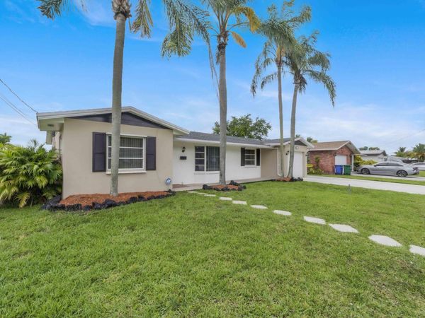 1710 W River Drive, Margate, FL 33063