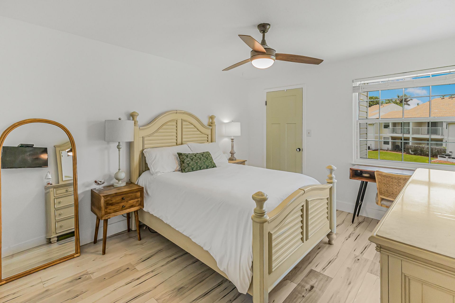 1850 Charlesmont Drive, Unit 119, Indialantic, FL 32903 Photo