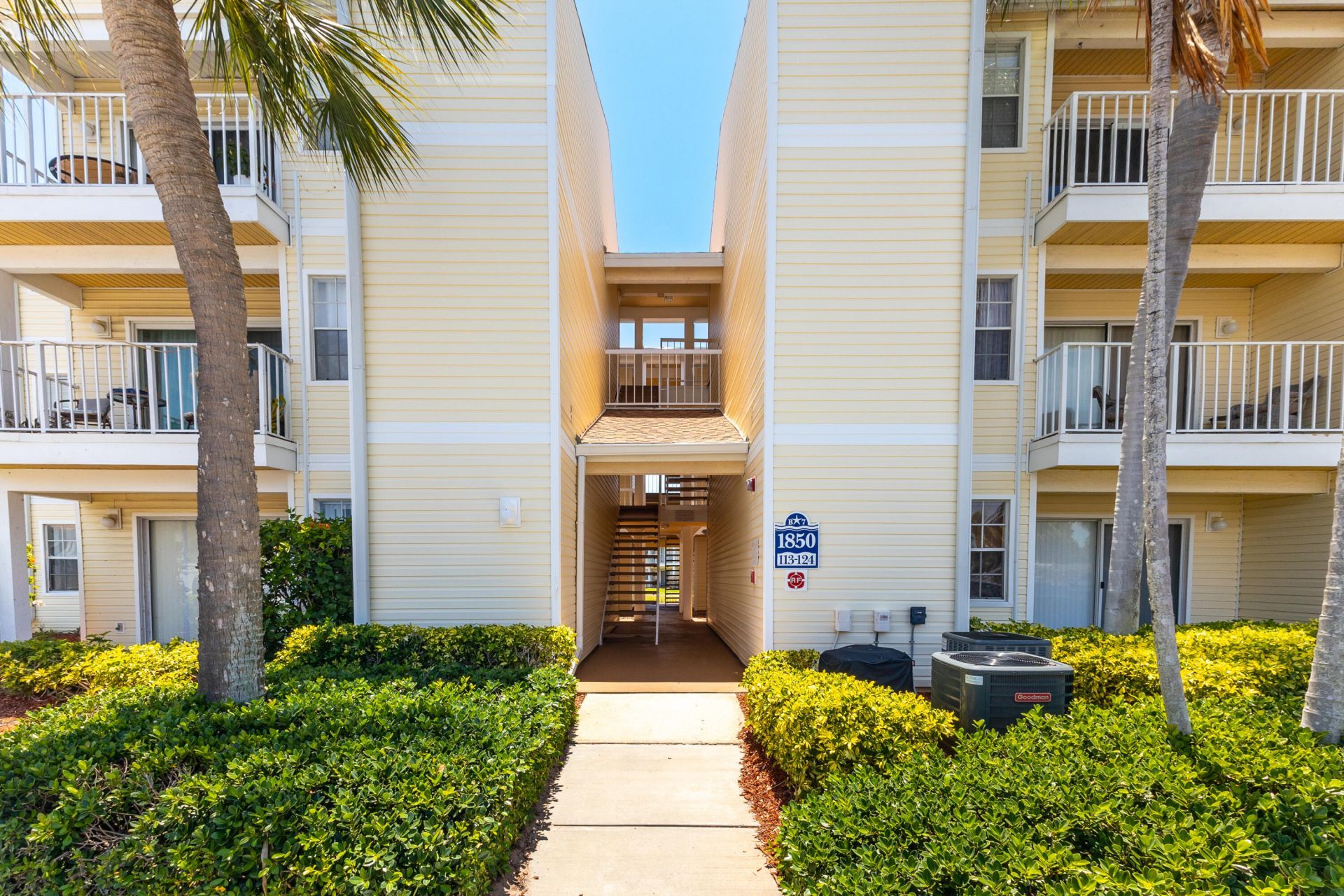 1850 Charlesmont Drive, Unit 119, Indialantic, FL 32903 Photo