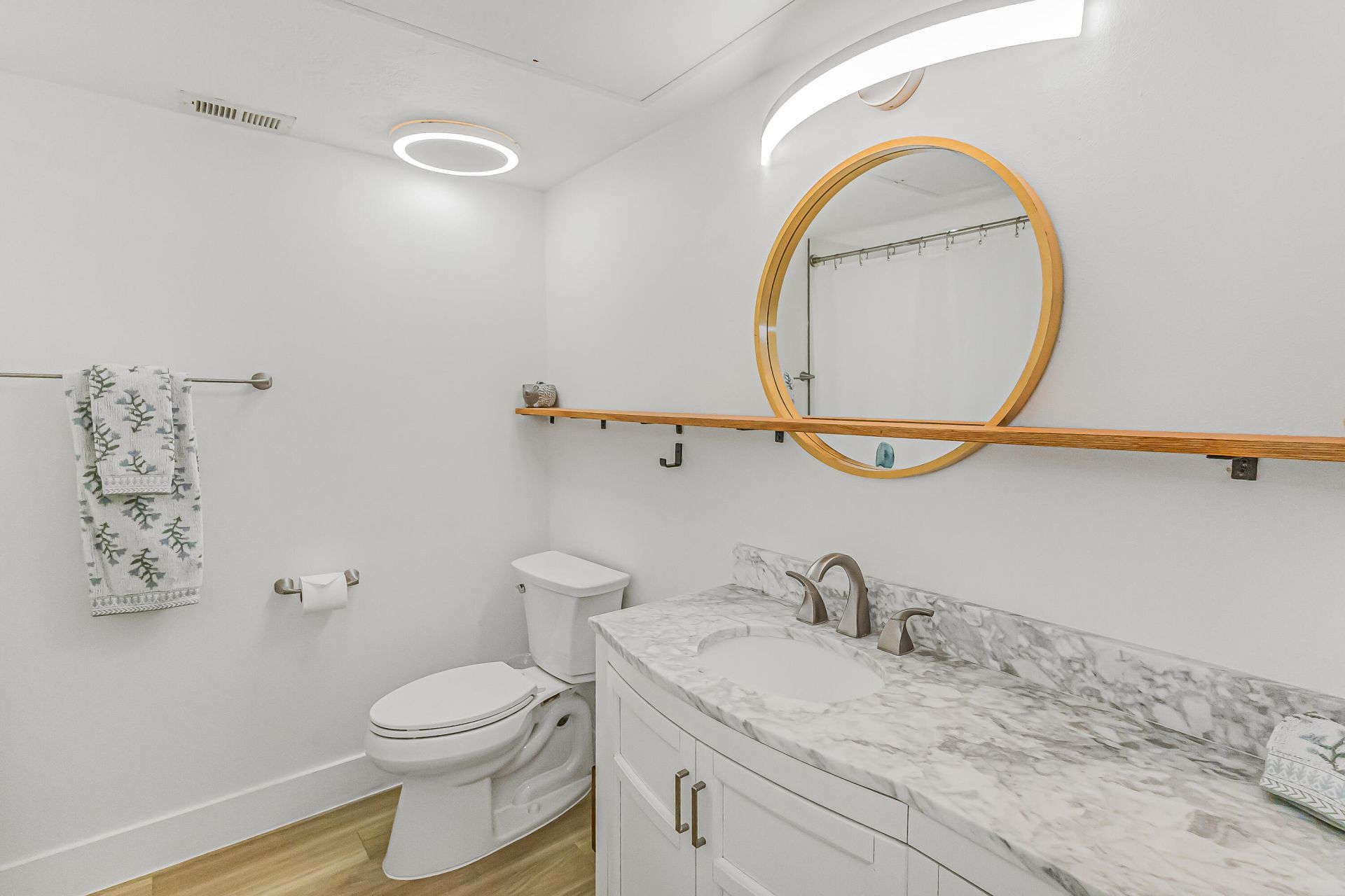 1850 Charlesmont Drive, Unit 119, Indialantic, FL 32903 Photo