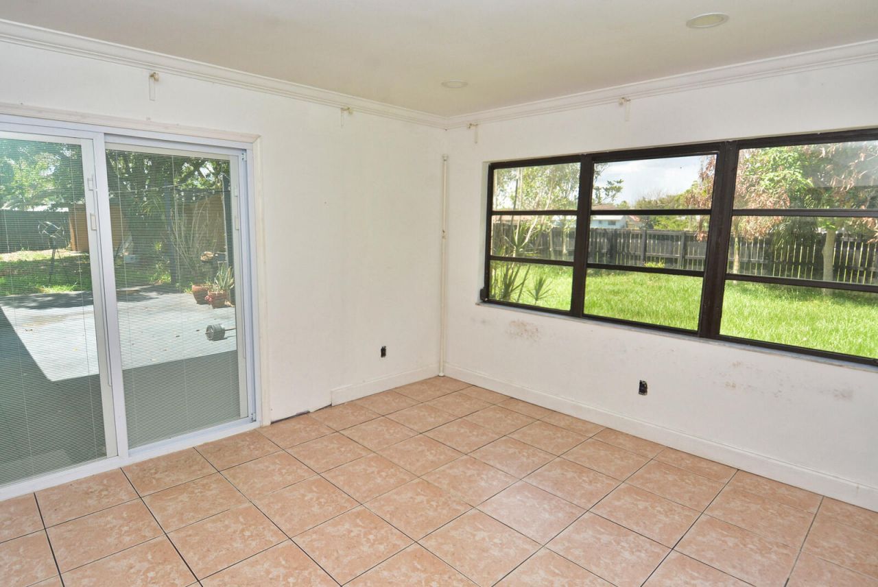 2117 SE East Dunbrooke Circle, Port Saint Lucie, FL 34952 Photo