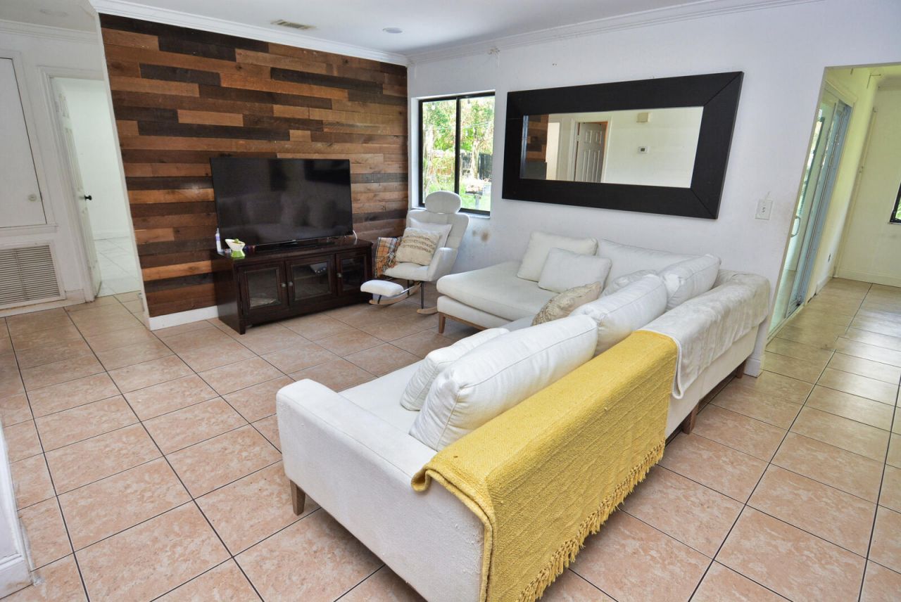 2117 SE East Dunbrooke Circle, Port Saint Lucie, FL 34952 Photo