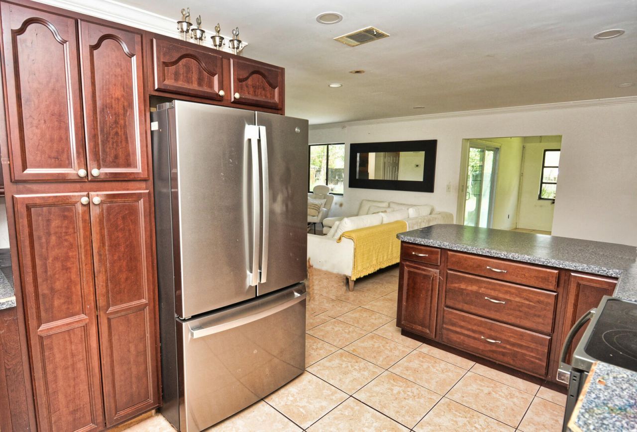 2117 SE East Dunbrooke Circle, Port Saint Lucie, FL 34952 Photo