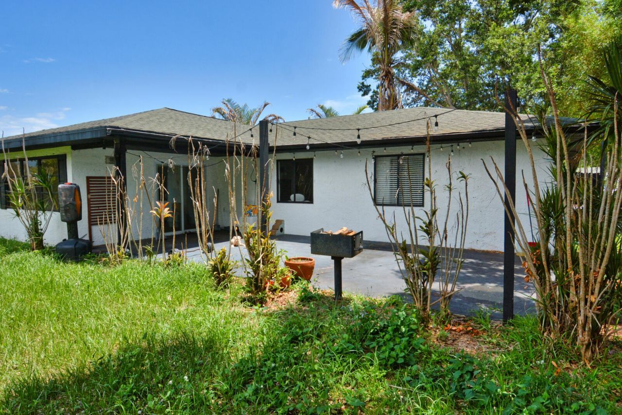 2117 SE East Dunbrooke Circle, Port Saint Lucie, FL 34952 Photo