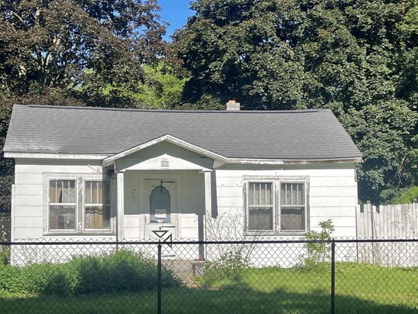 112 Elm Street, Coldwater, MI 49036