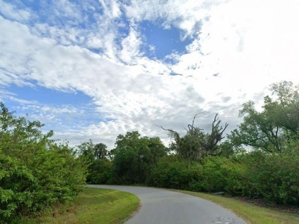 14685 ROTHSCHILD AVENUE , PORT CHARLOTTE, FL 33953