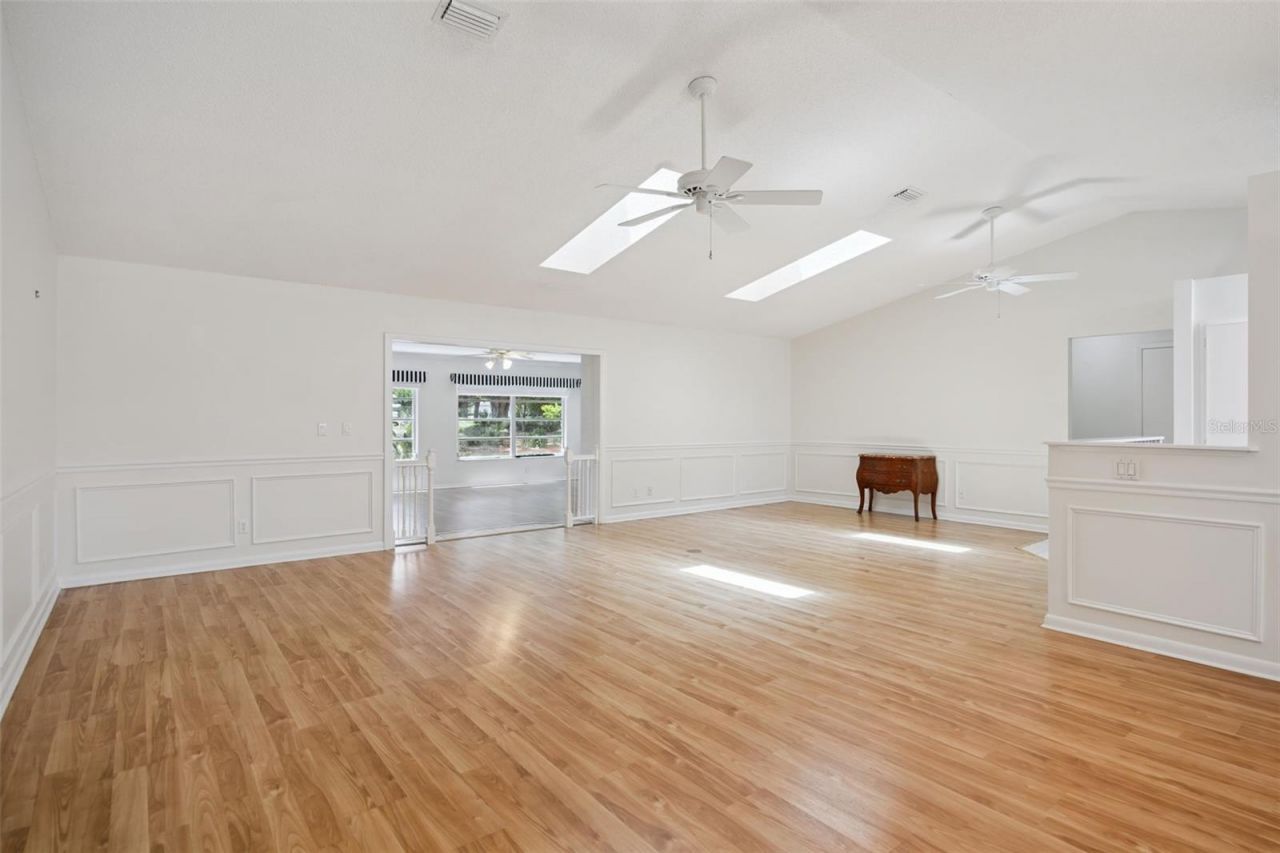 25904 Newcombe Circle, Leesburg, FL 34748 Photo