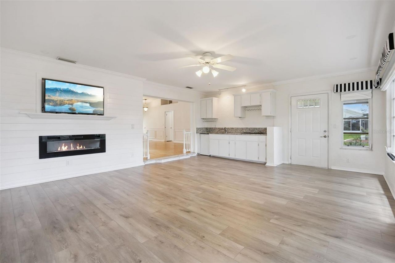 25904 Newcombe Circle, Leesburg, FL 34748 Photo
