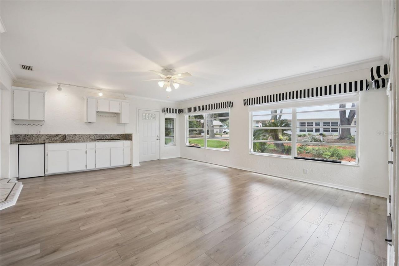 25904 Newcombe Circle, Leesburg, FL 34748 Photo