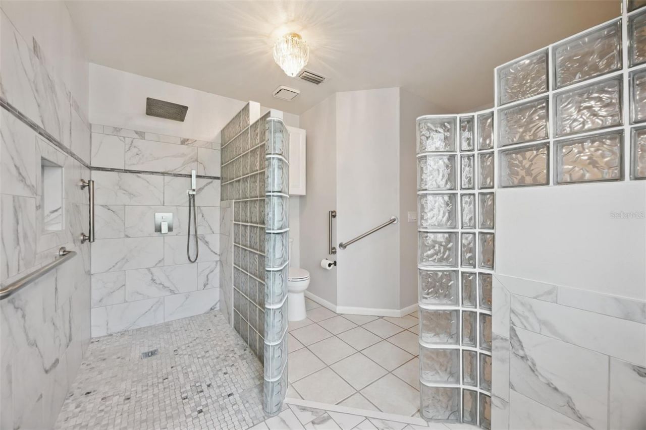 25904 Newcombe Circle, Leesburg, FL 34748 Photo