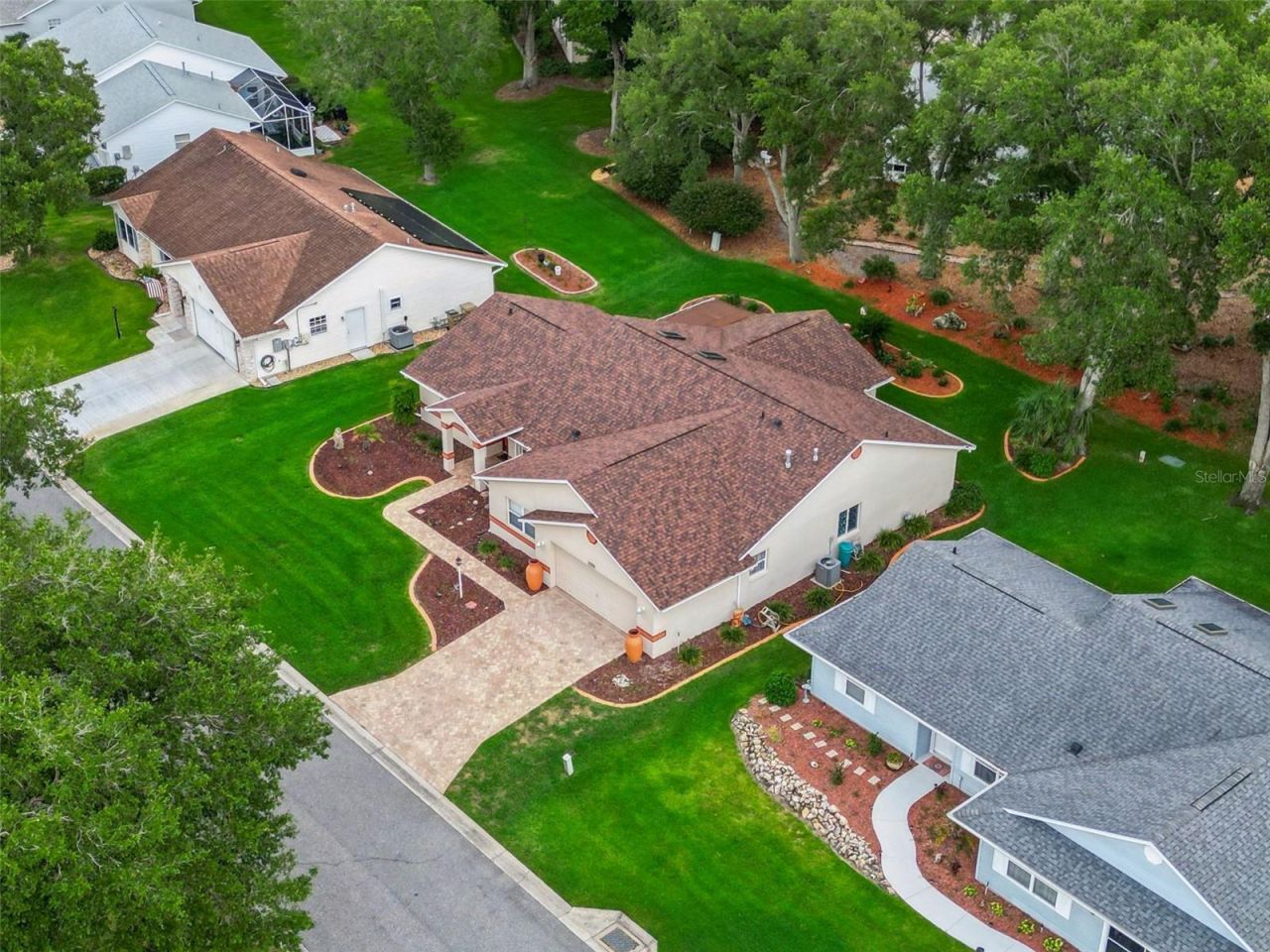 25904 Newcombe Circle, Leesburg, FL 34748 Photo