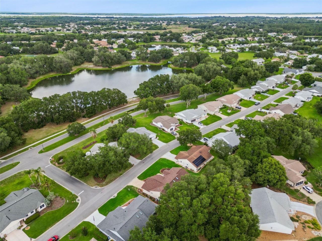 25904 Newcombe Circle, Leesburg, FL 34748 Photo