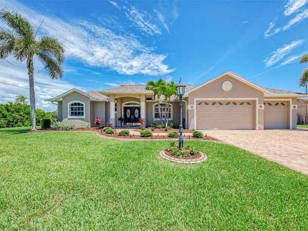 935 GRAHAM ROAD , VENICE, FL 34293