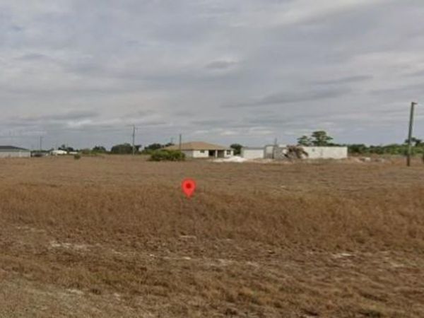7020 Lotus CIR , LABELLE, FL 33935
