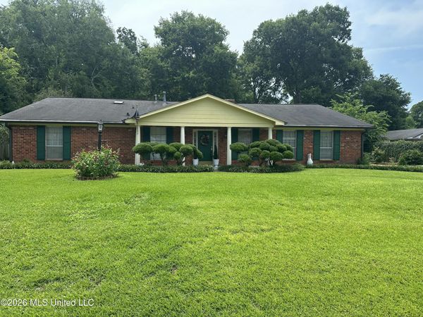 3 Summerfield Place, Natchez, MS 39120