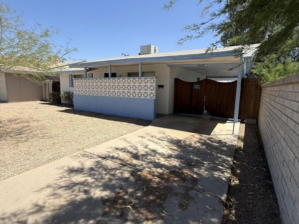 1617 E TURNEY Avenue, Phoenix, AZ 85016