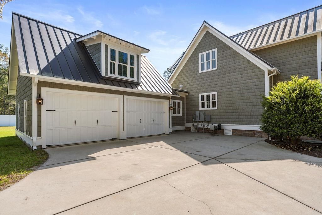 131 John T Ct.  Photo 5