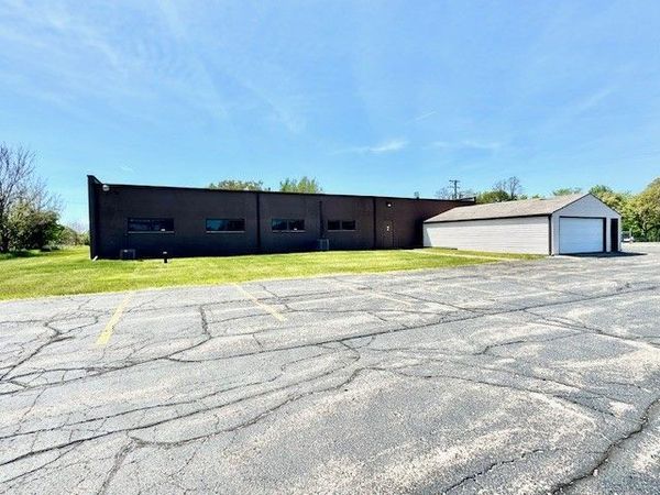 6833 Irene Rd, Belvidere, IL 61008
