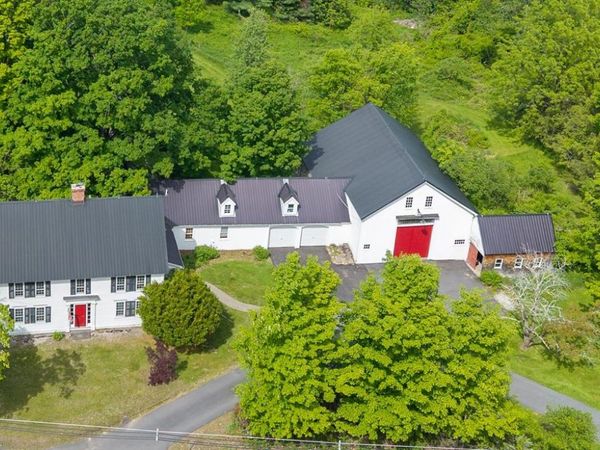 2 Raymond Road, Deerfield, NH 03037