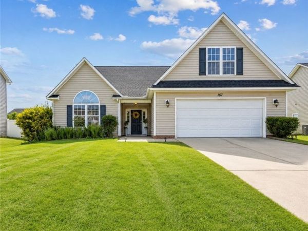 167 Ranier Drive, Raeford, NC 28376