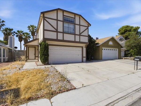7033 English Mist Circle , Las Vegas, NV 89128