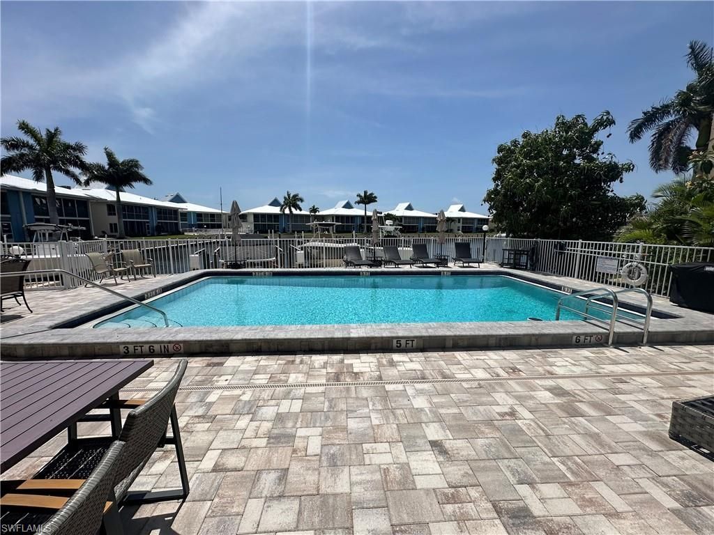 4116 SE 20th Pl, Unit 102, Cape Coral, FL 33904 Photo