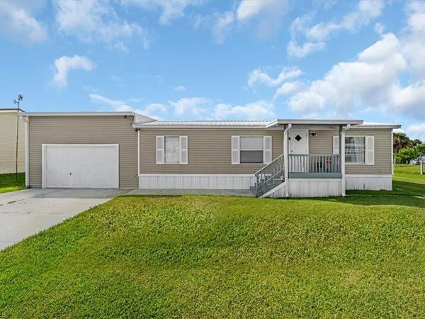 1537 Jerdik DR , MOORE HAVEN, FL 33471