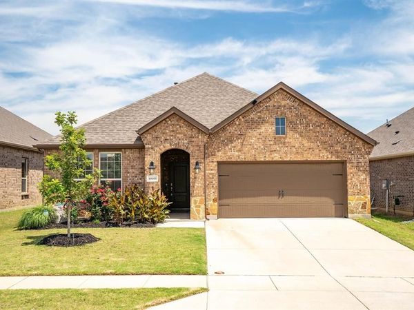 10605 Ponderosa Trail, Aubrey, TX 76227