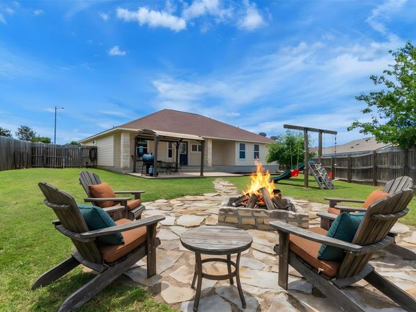 110 N Tanner CT, Burnet, TX 78611