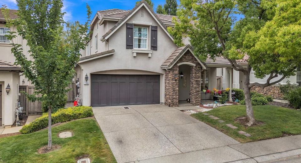 1748 Dunkeld Ln, Folsom, CA 95630 Photo