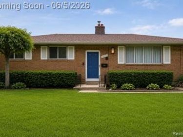36250 Woodingham Street, Clinton Twp, MI 48035