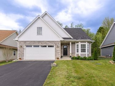7466 Village Court, Springfield Twp, MI 48350