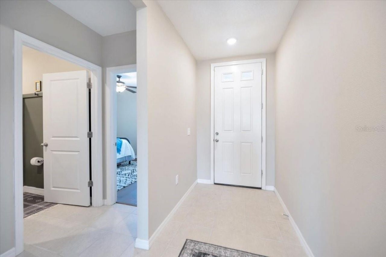 1006 Oak Valley Drive , Auburndale, FL 33823 Photo