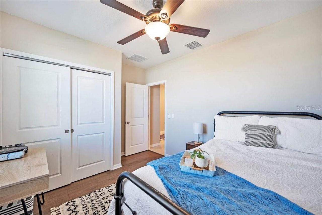 1006 Oak Valley Drive , Auburndale, FL 33823 Photo