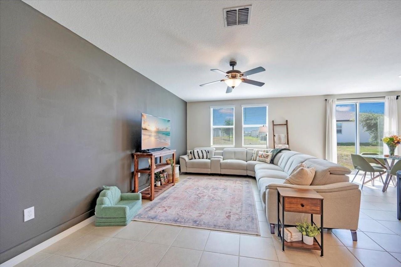 1006 Oak Valley Drive , Auburndale, FL 33823 Photo